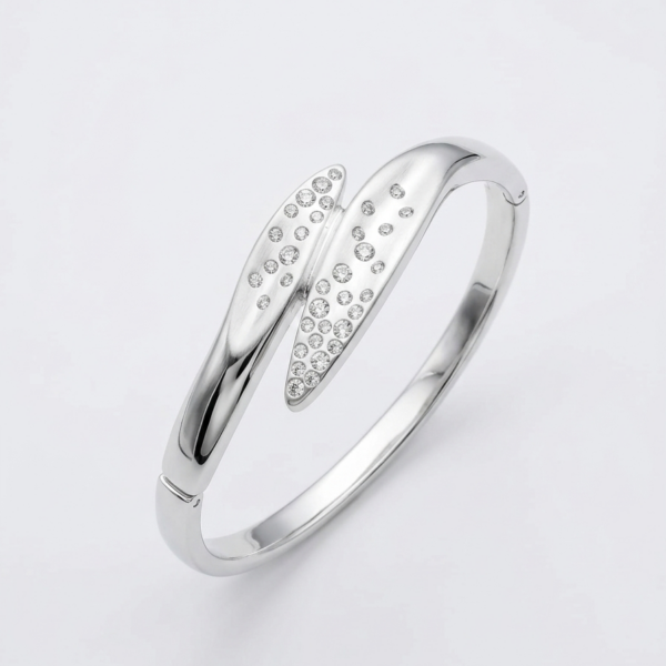 Anello Alex Arte – Design "Soft Square" con Finitura Satinata e Incisione Dinamica